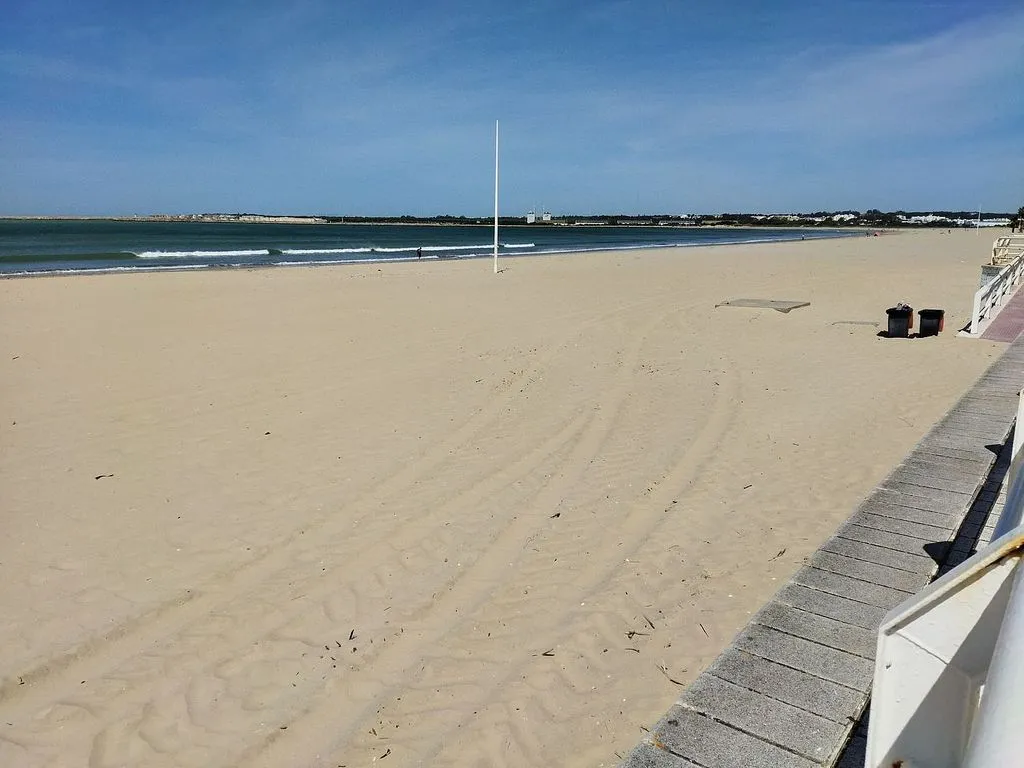 Apartment with Sea Views in Valdelagrana
