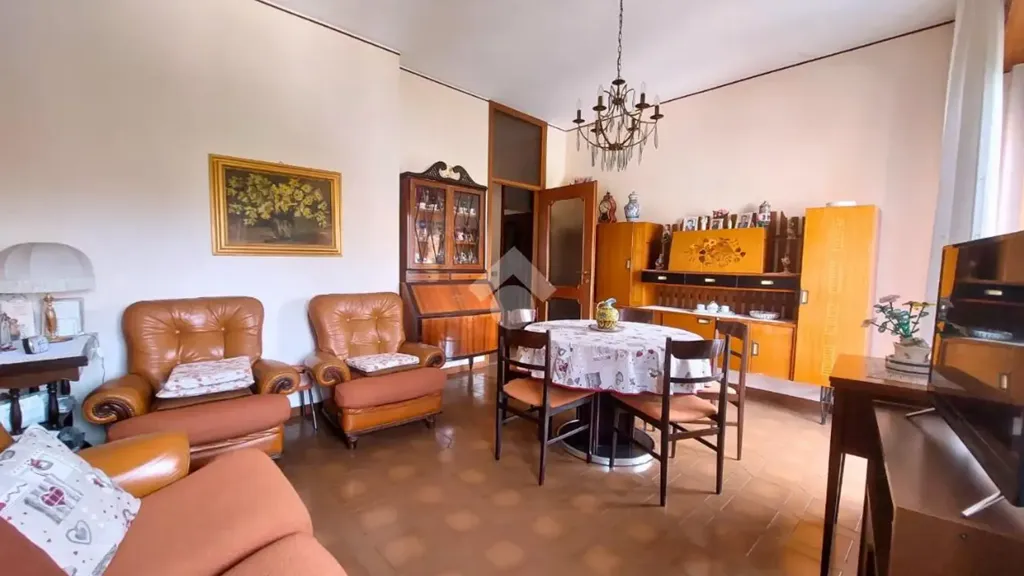Salle à manger - Three-Bedroom Apartment with Balcony in Vittuone