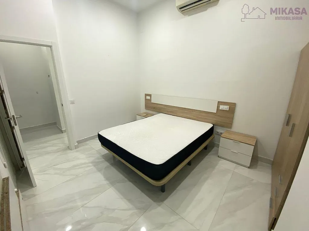 Magamistoad - Ample Garden Flat in Móstoles