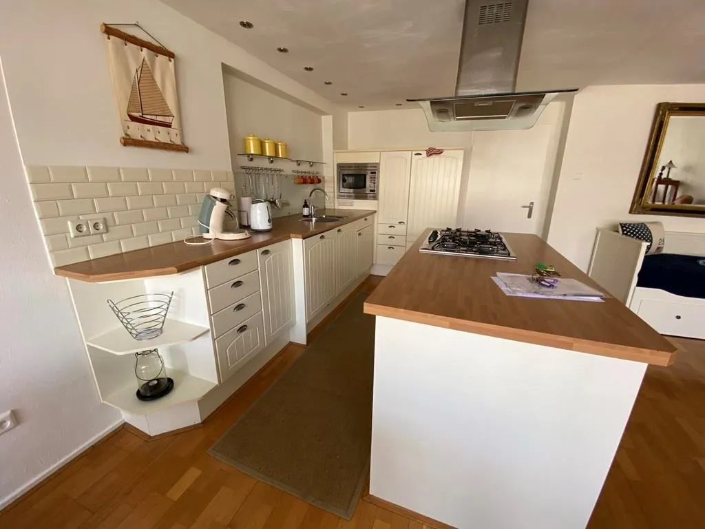 Cuisine - Monumental Canal-View Apartment in Amsterdam