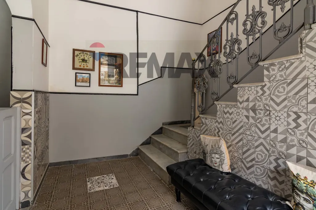 Toad - Operational Hotel in Caltagirone Centre
