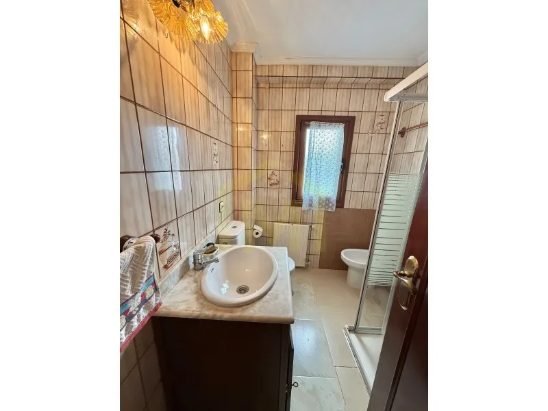Vannitoad - Patio-Facing Flat with Mountain Views in Tenderina Alta