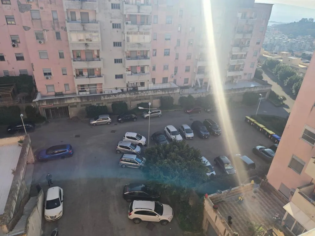 Rõdu - Bright Apartment with Balcony in Messina