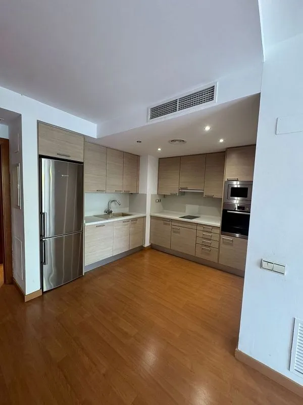 Cuisine - 1-Bedroom Flat with Air Conditioning in S. XX
