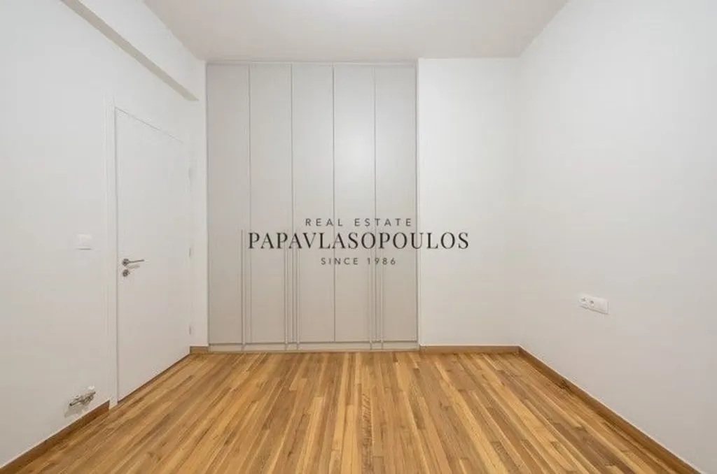 Habitaciones - Renovated Apartment with City View in Exarcheia