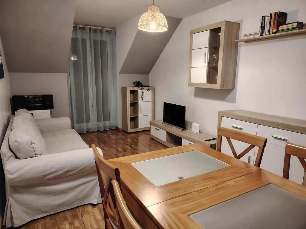 Söögituba - Modern Penthouse with Balcony in Sama de Langreo