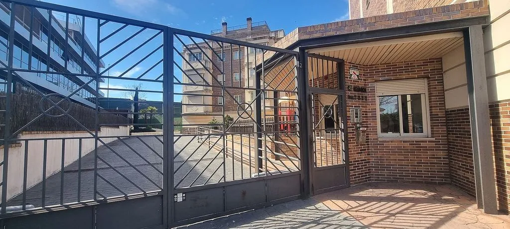 Entrée - Apartment with Pool and Terrace in Valdemarín
