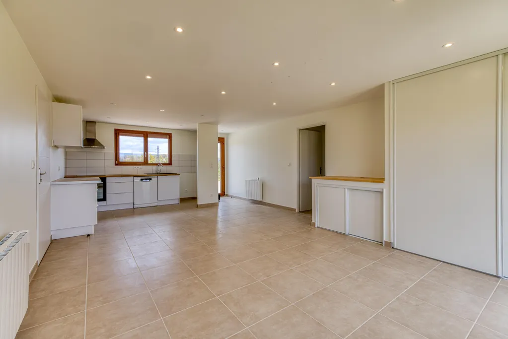 Cuisine - Villa avec Vue Imprenable sur le Revermont à Beny