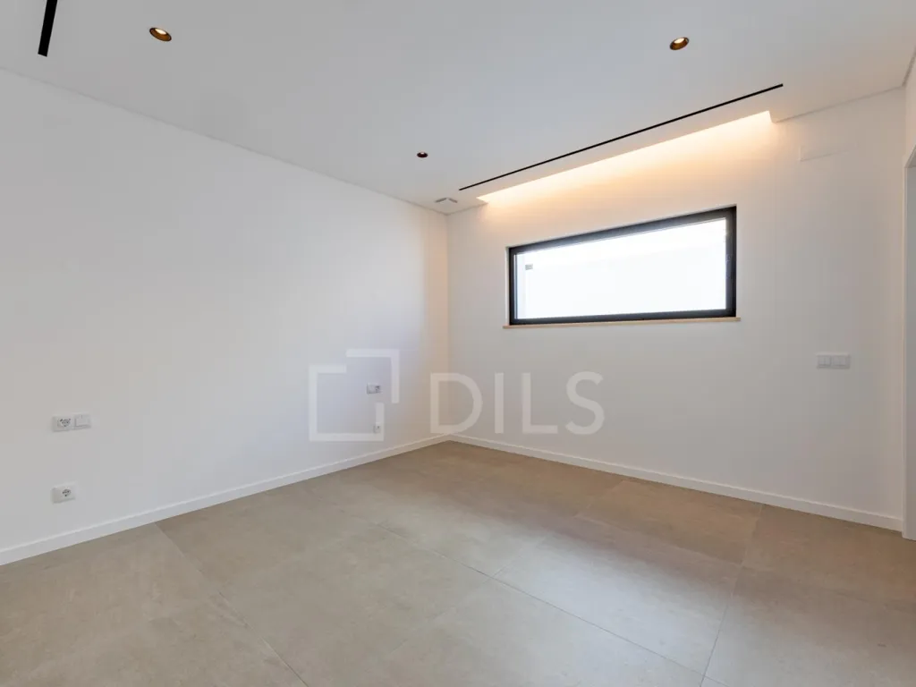 Pièces - T4 Villa with Pool in Vilamoura