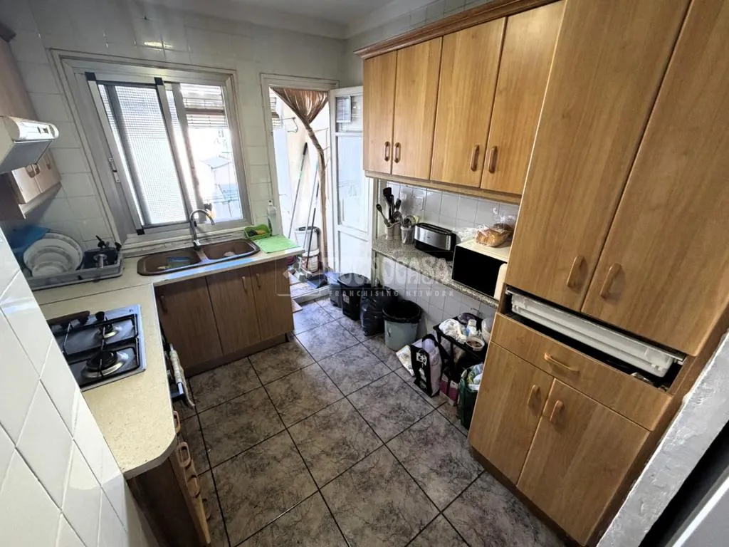 Cuisine - Apartment with Balcony in Aiora