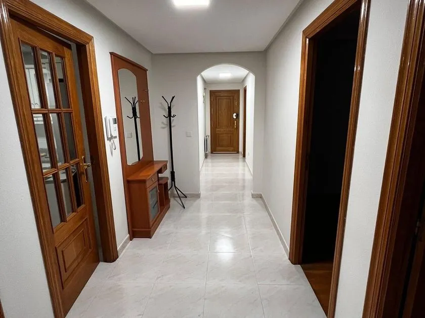 Entrée - Apartment with Balcony in Fuentes Nuevas, León