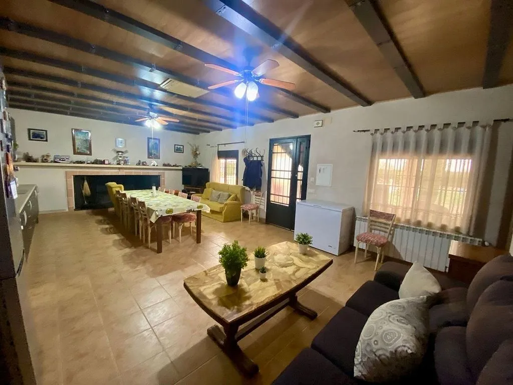 Söögituba - Chalet with Pool in Villarrubia