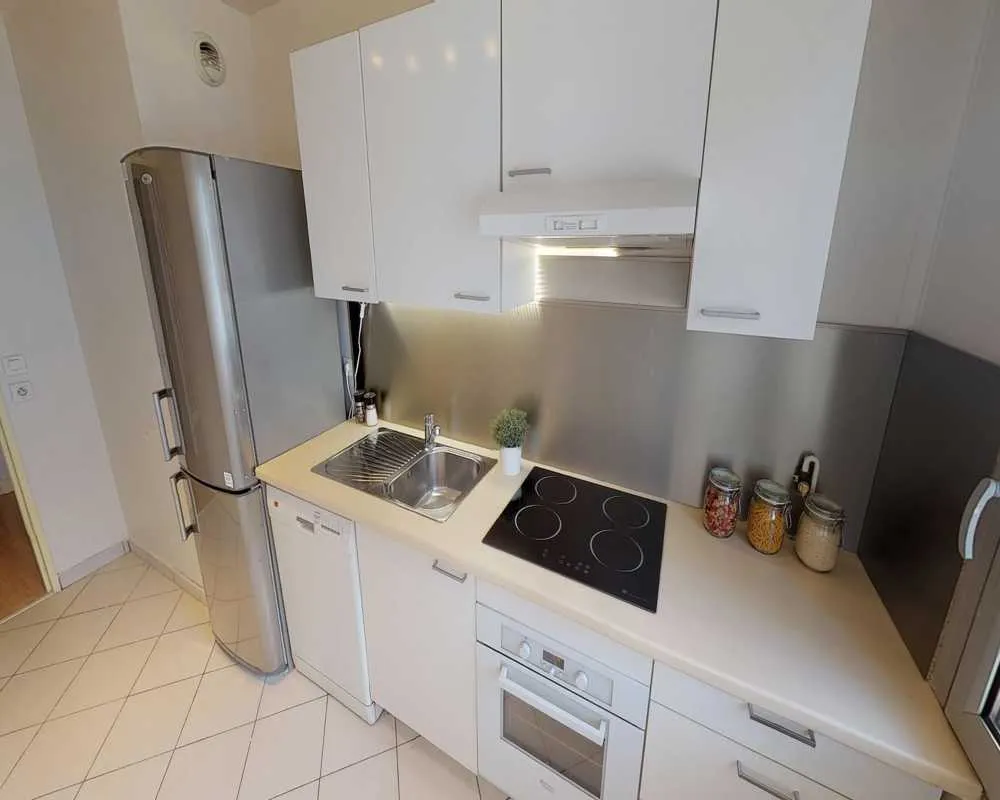 Kitchen - Room in Furnished Flatshare, Clichy