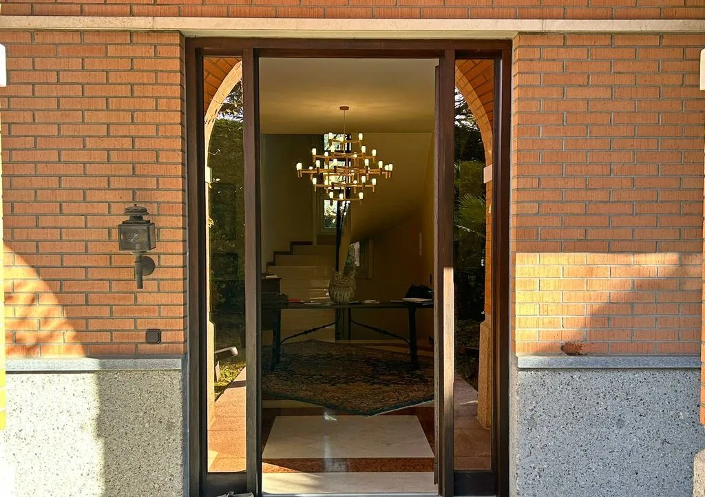 Entrée - Luxury Villa with Private Garden in Como