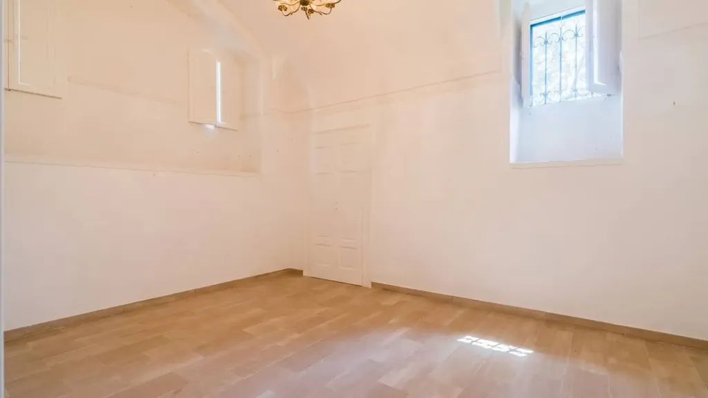 Toad - Historic Villa with Private Park in Bari