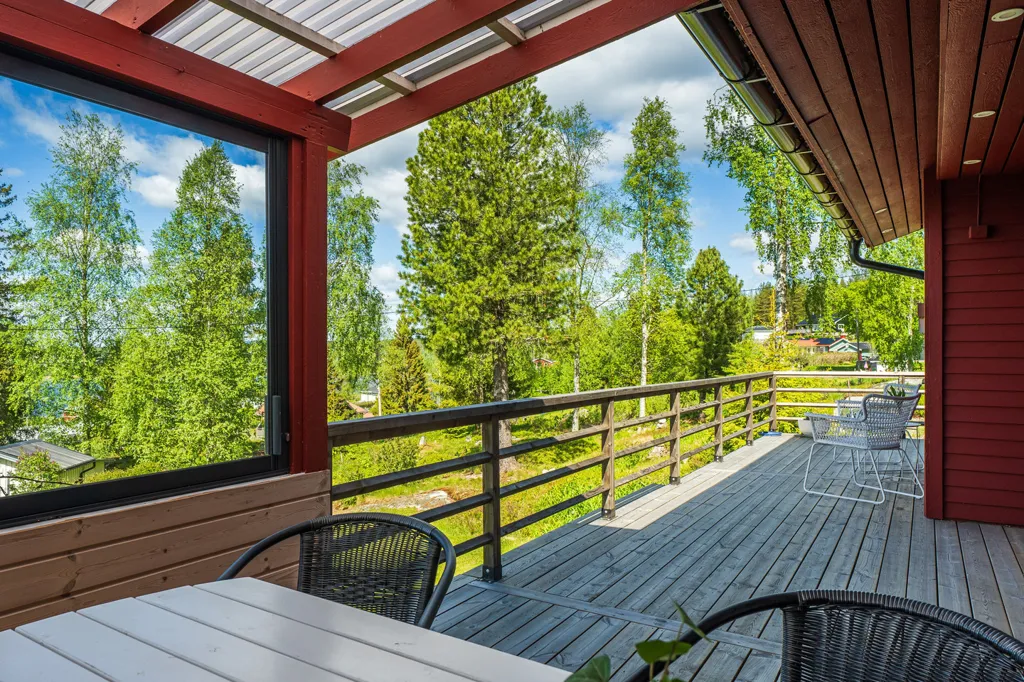 Terrasse - Seaside Villa with Garden on Dekarsön