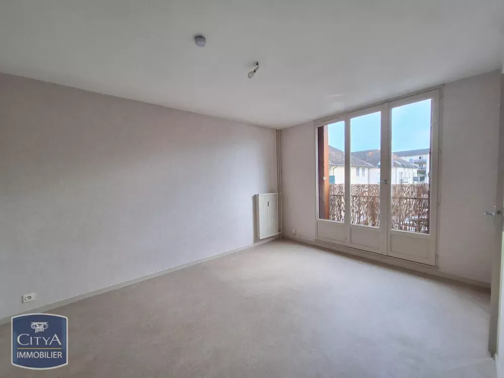 Pièces - Appartement T1 avec Parking à Limoges