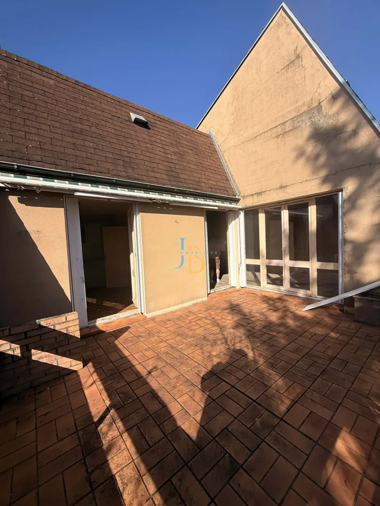 Garden - Renovatable House with Double Terrace in Bourges