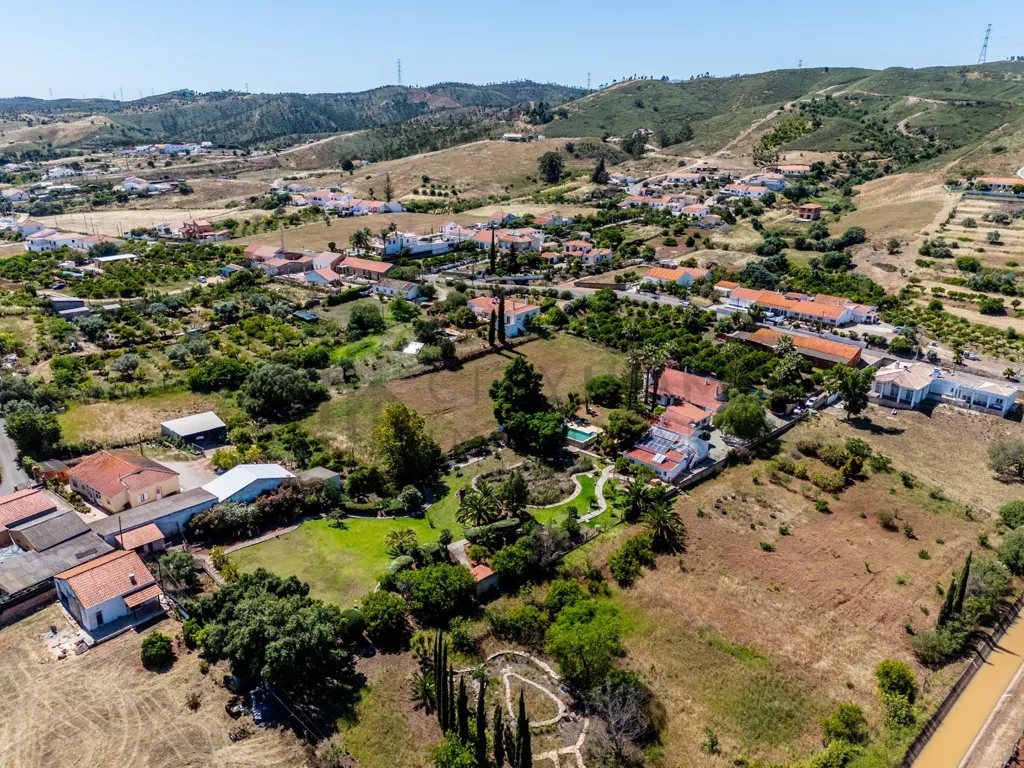 Õhuvaade - Detached House with Pool in Silves