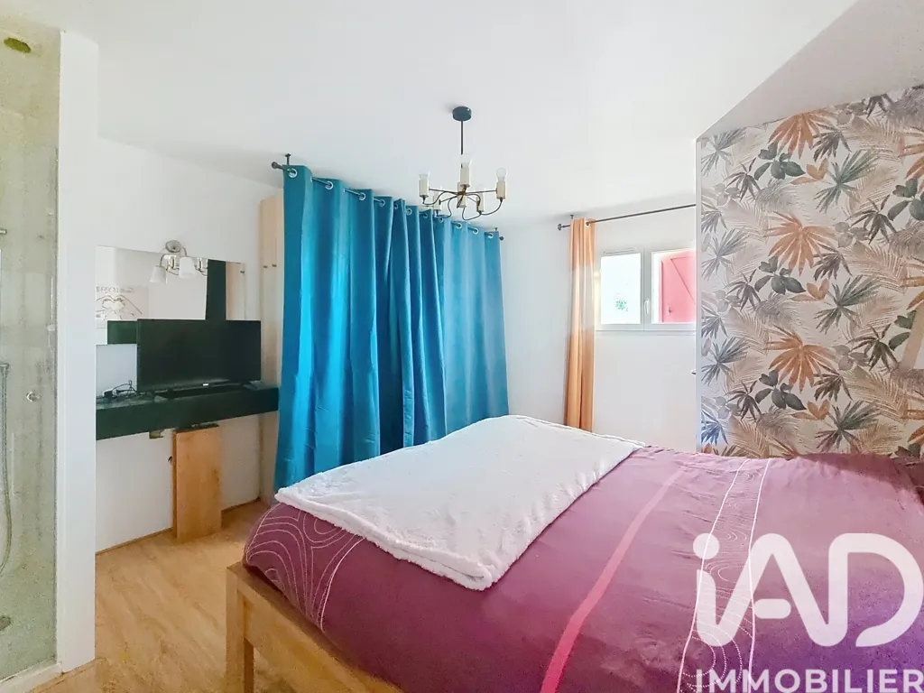Bedrooms - 10-Room House with Pool in Gaujac