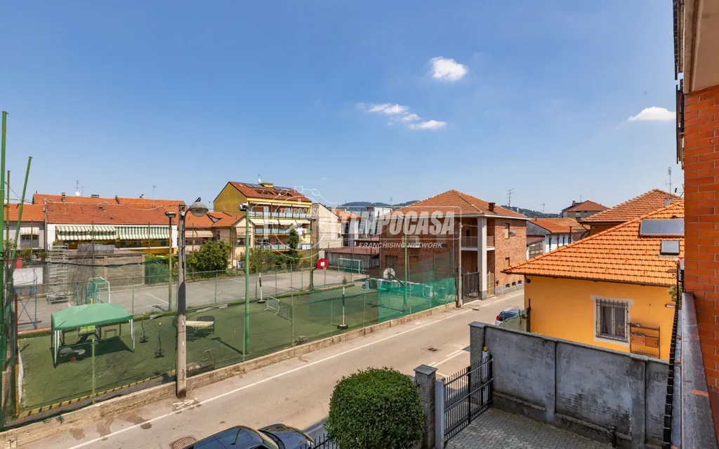 Balcon - Trilocale with Balcony in Moncalieri