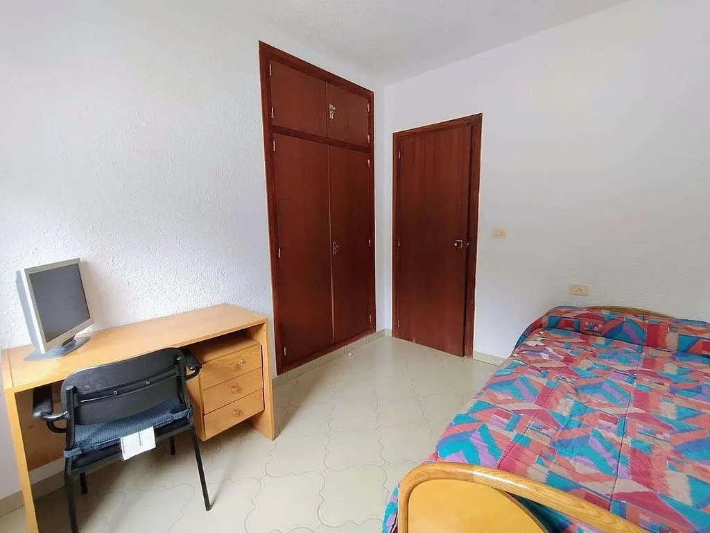 Chambres - Chalet with Pool and Terrace in Turís