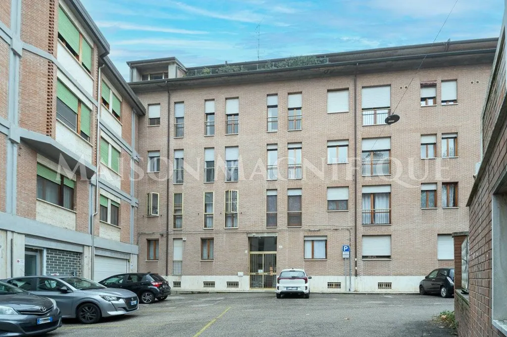 Aed - Penthouse with Terrace in Ferrara