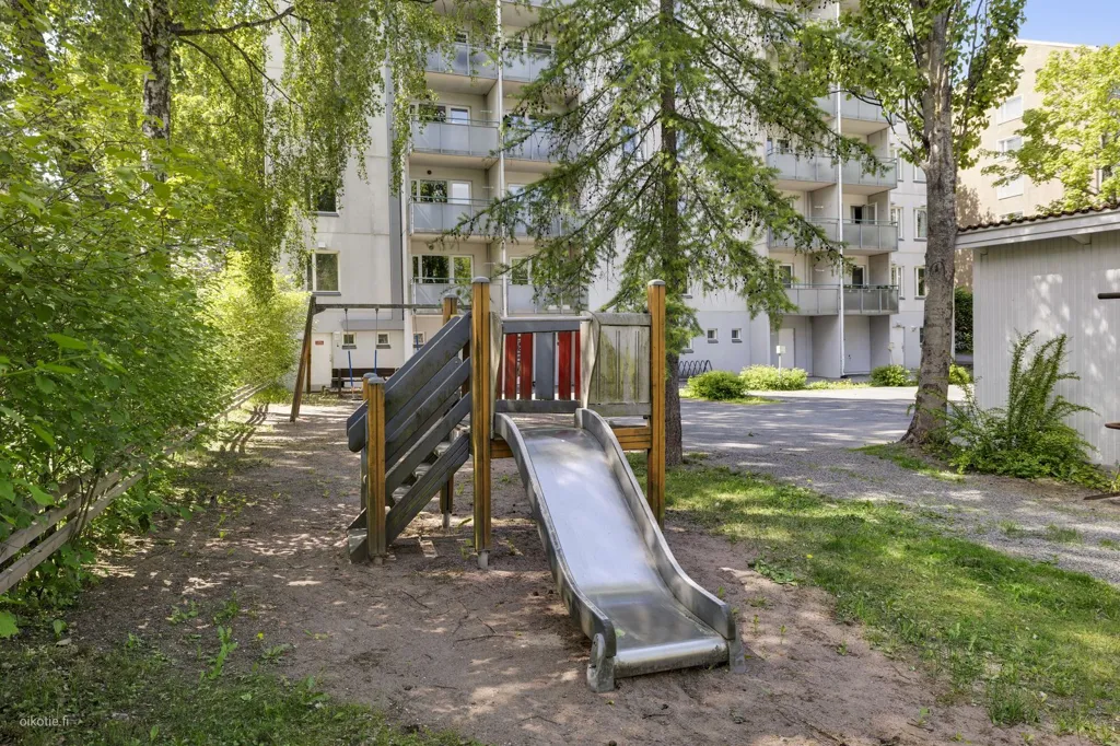 Jardin - Bright Studio with Balcony in Martti, Turku
