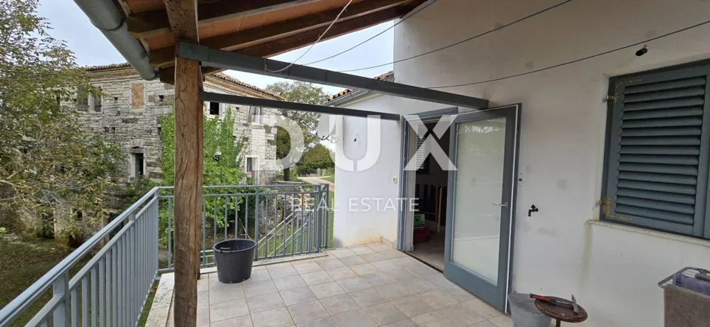 Terrasse - Two-Unit House with Garden in Oprtalj
