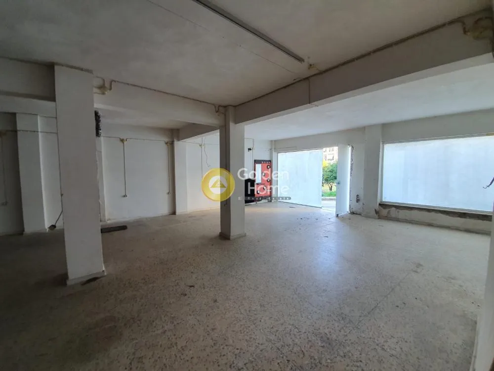 Garage - Building with Shop in Arói, Patras