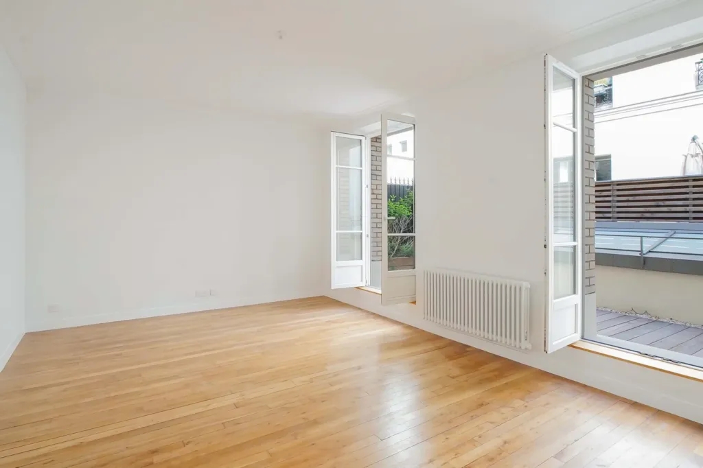 Stanze - Renovated 2-Bed Flat with Terraces in Paris 75017
