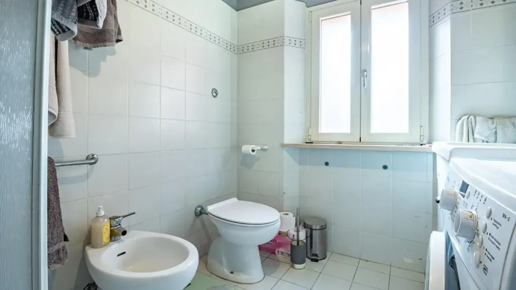 Salles de bain - Rustic Villa with Garden in San Giuliano Terme