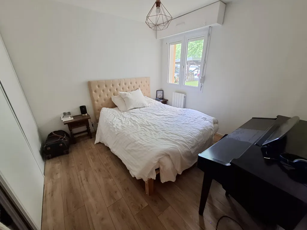 Schlafzimmer - 3-Bed Flat with Parking in Madeleine