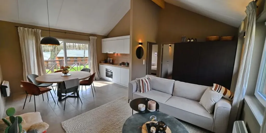 Elutuba - Chalet with Terrace in Somme-Leuze