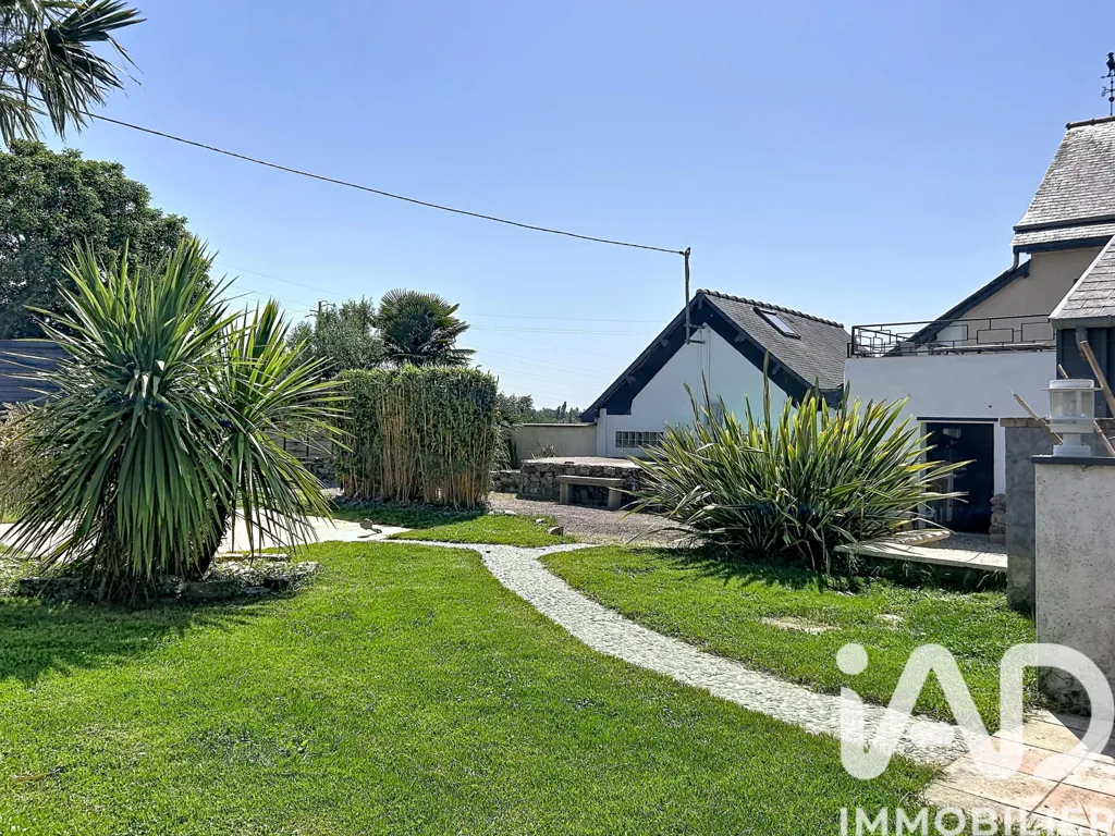 Aed - Charming Longère with Pool near Rennes