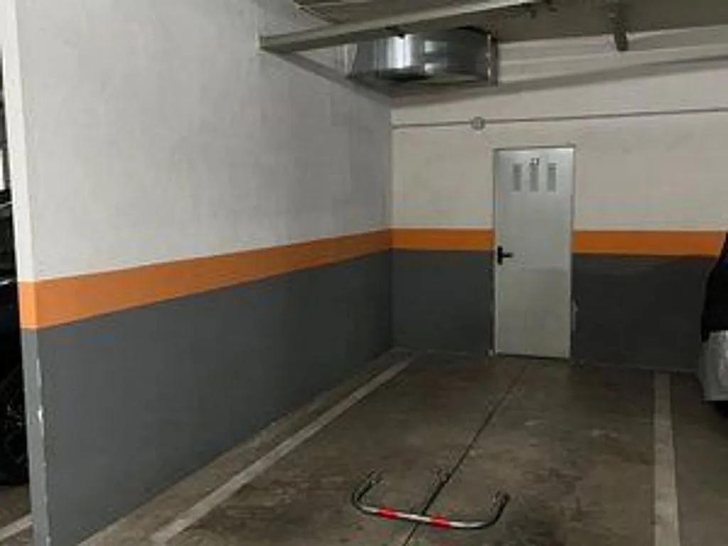 Garage - Apartment with Pool in Larache