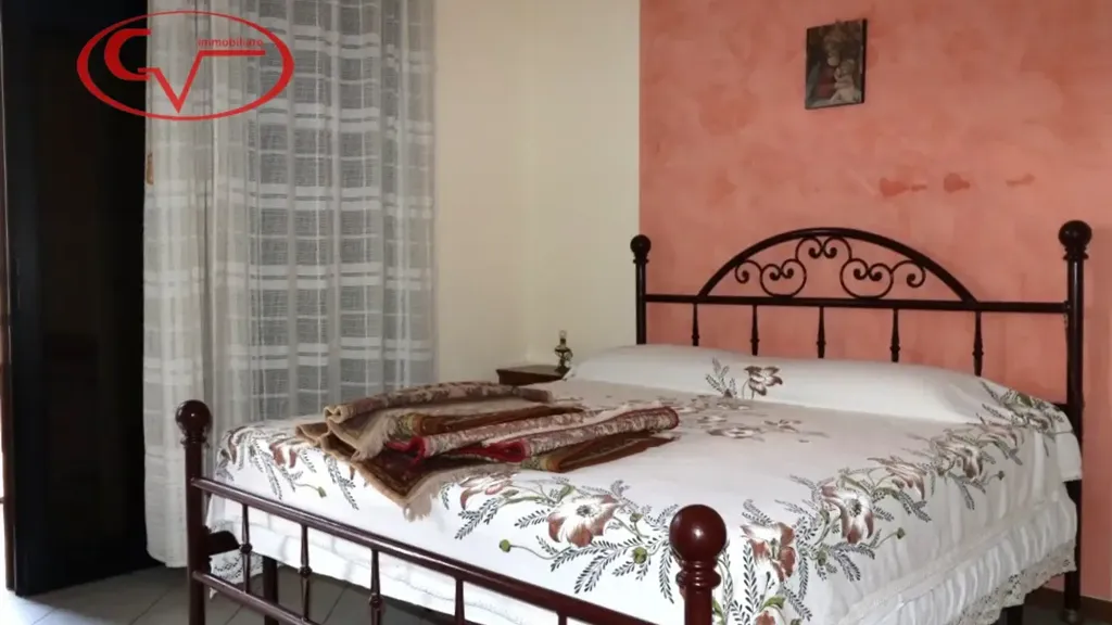 Chambres - 2-Bedroom Apartment with Terrace in Montevarchi
