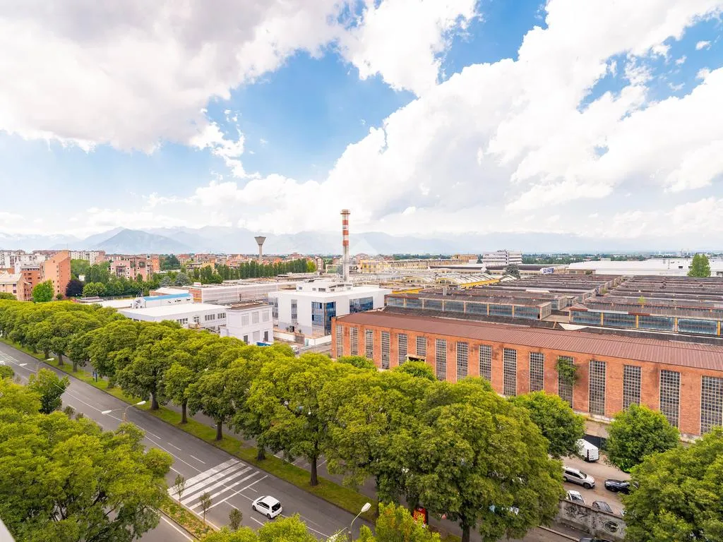 Rõdu - Panoramic Penthouse with Terrace in Turin