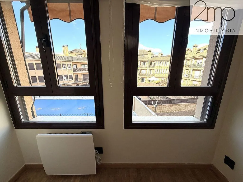Toad - Reformed Apartment with Pool in Manzanares el Real