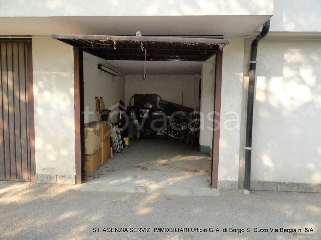 Garage - Loft with Mountain View in Valdieri