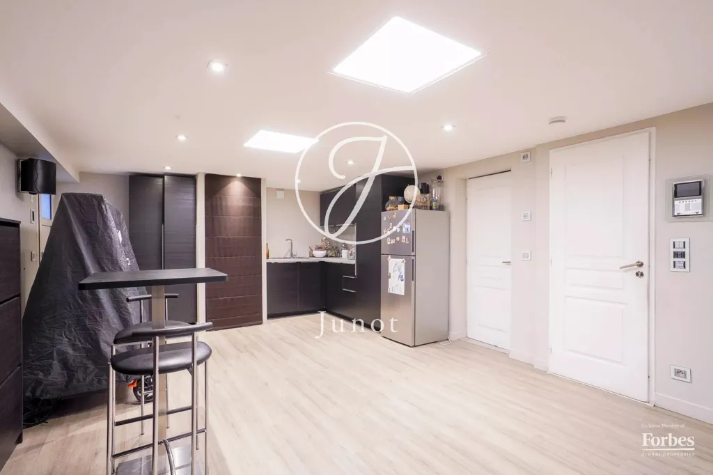 Cuisine - Maison Contemporaine avec Terrasse à Chatou