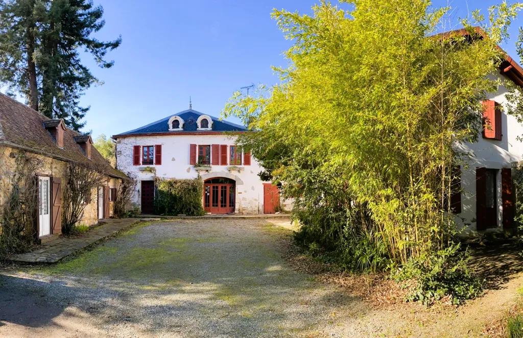 Välivaade - Charming Property with Historic Features in Salt Town