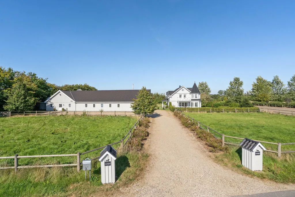 Vue aérienne - Modern Farmhouse with Equestrian Facilities near Himmelbjerget