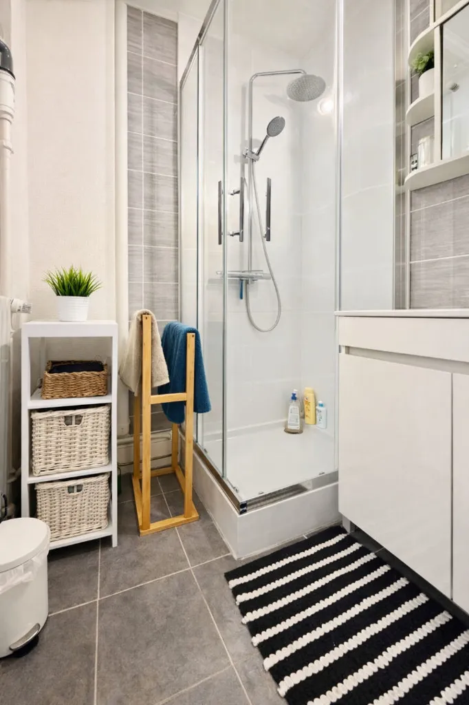 Salles de bain - Appartement 3 Pièces avec Balconnet au Mans