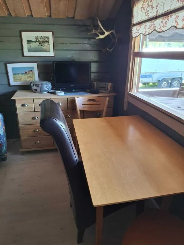 Salle à manger - Sauna Cabin with River View in Simosenniemi