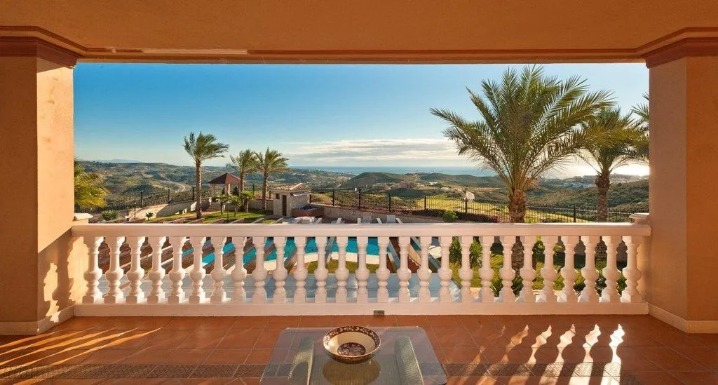 Terrass - Luxury Villa with Sea View in Mijas