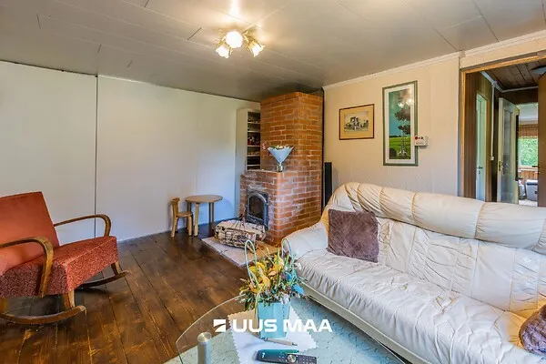 Living Room - Traditional Cottage with Garden in Valga