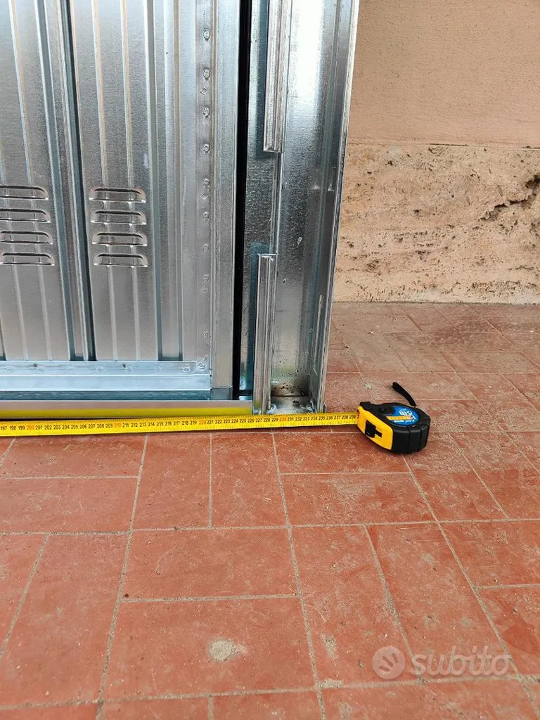 Garaaž - New Garage Door in Error Size