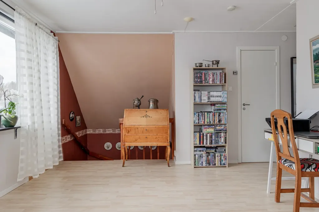 Bureau - Detached House with Spa in Fågelfors