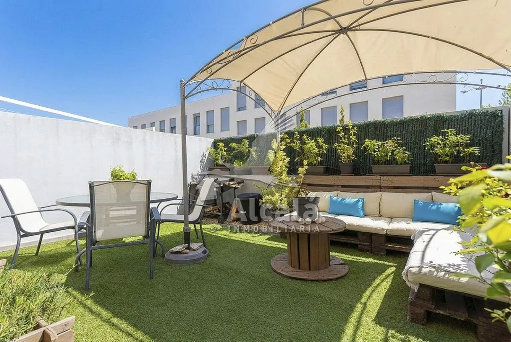 Terrasse - 1-Bed Flat with Pool in Los Hueros